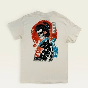 Threadless Beige Tee with Geisha Skull Graphic